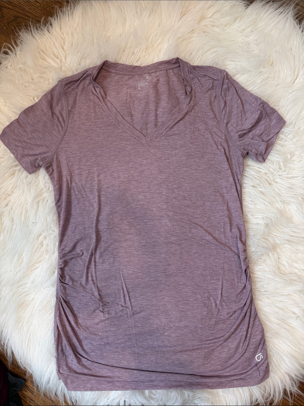 Gap breathe maternity V-Neck Short Sleeve Top
